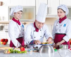 NGÀNH/NGHỀ KỸ THUẬT CHẾ BIẾN MÓN ĂN TRƯỜNG TRUNG CẤP KINH TẾ-KỸ THUẬT HÀ NỘI 1