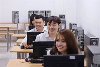NGÀNH/NGHỀ TIN HỌC ỨNG DỤNG TRƯỜNG  TRUNG CẤP CÔNG NGHỆ HÀ NỘI