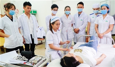 TRƯỜNG CAO ĐẲNG BÁCH NGHỆ HÀ NỘI